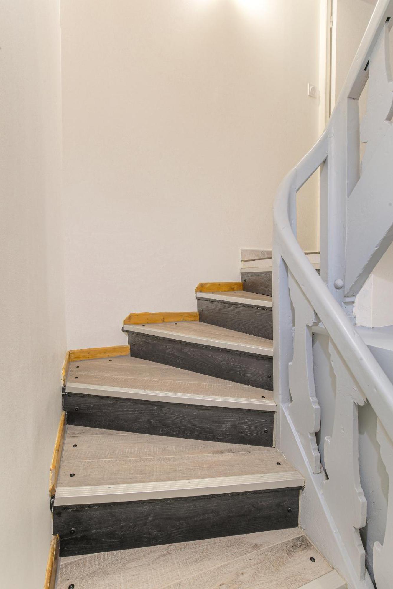 Le Triplex, 2 Chambres, 2 Salles De Bain Lagnieu Dış mekan fotoğraf